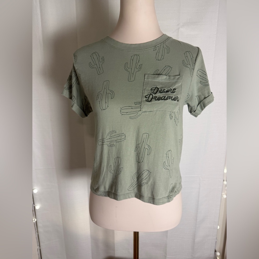 Electric Pink Women’s Cactus Print Tee – Size Small